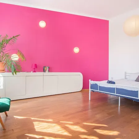 Apartman La Boheme 2 Min From The Main Square *